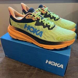 Hoka Challenger ATR 7 - Black - Lettuce, Level Up Your Trail - NWT and Box